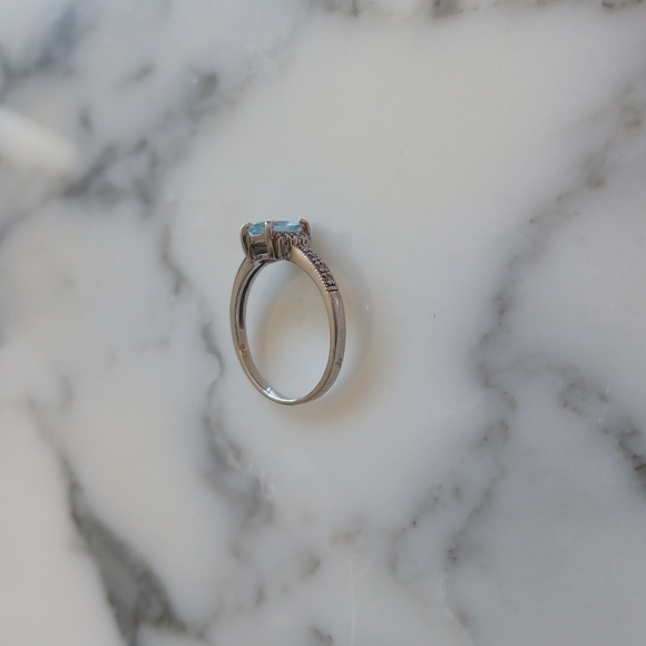 Aquamarine and Diamond Sterling Silver Ring Size 7.5 - Picture 3 of 14